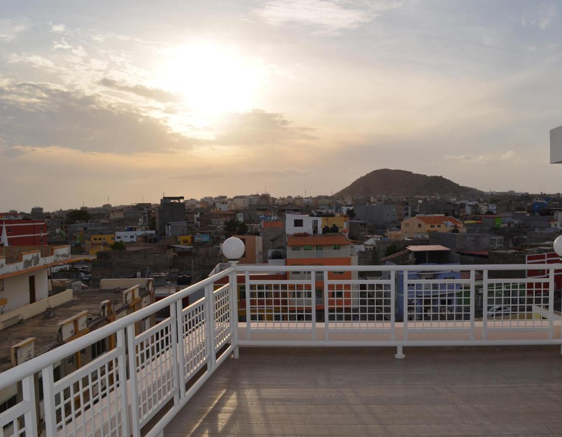 Delux Appartment Praia Eksteriør bilde